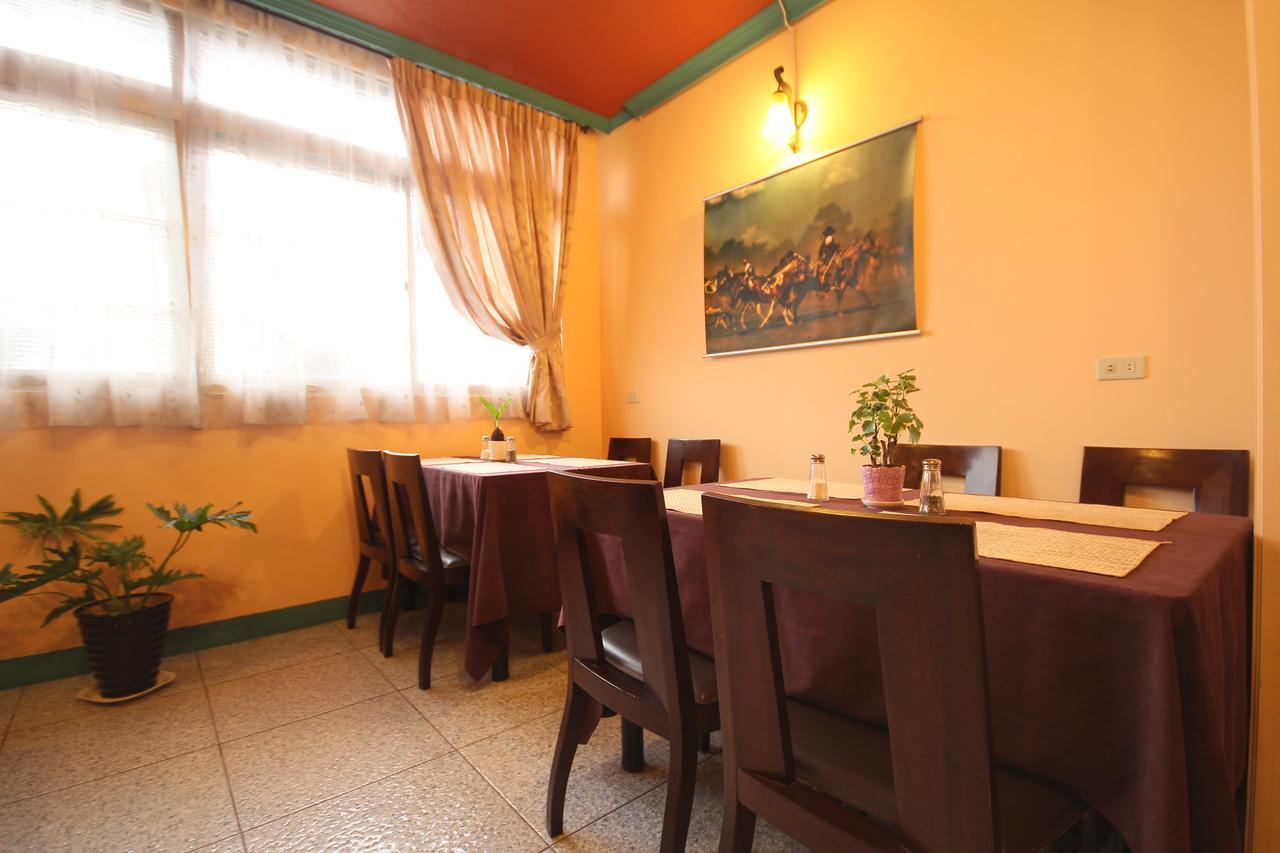 ทินโต เบดแอนด์เบรคฟาส Apartment Yilan ภายนอก รูปภาพ