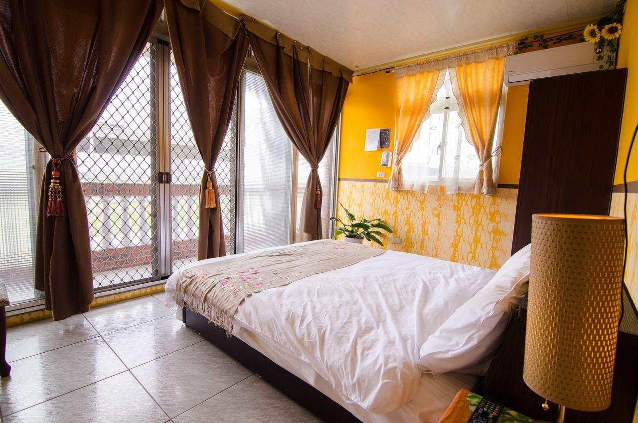 ทินโต เบดแอนด์เบรคฟาส Apartment Yilan ภายนอก รูปภาพ