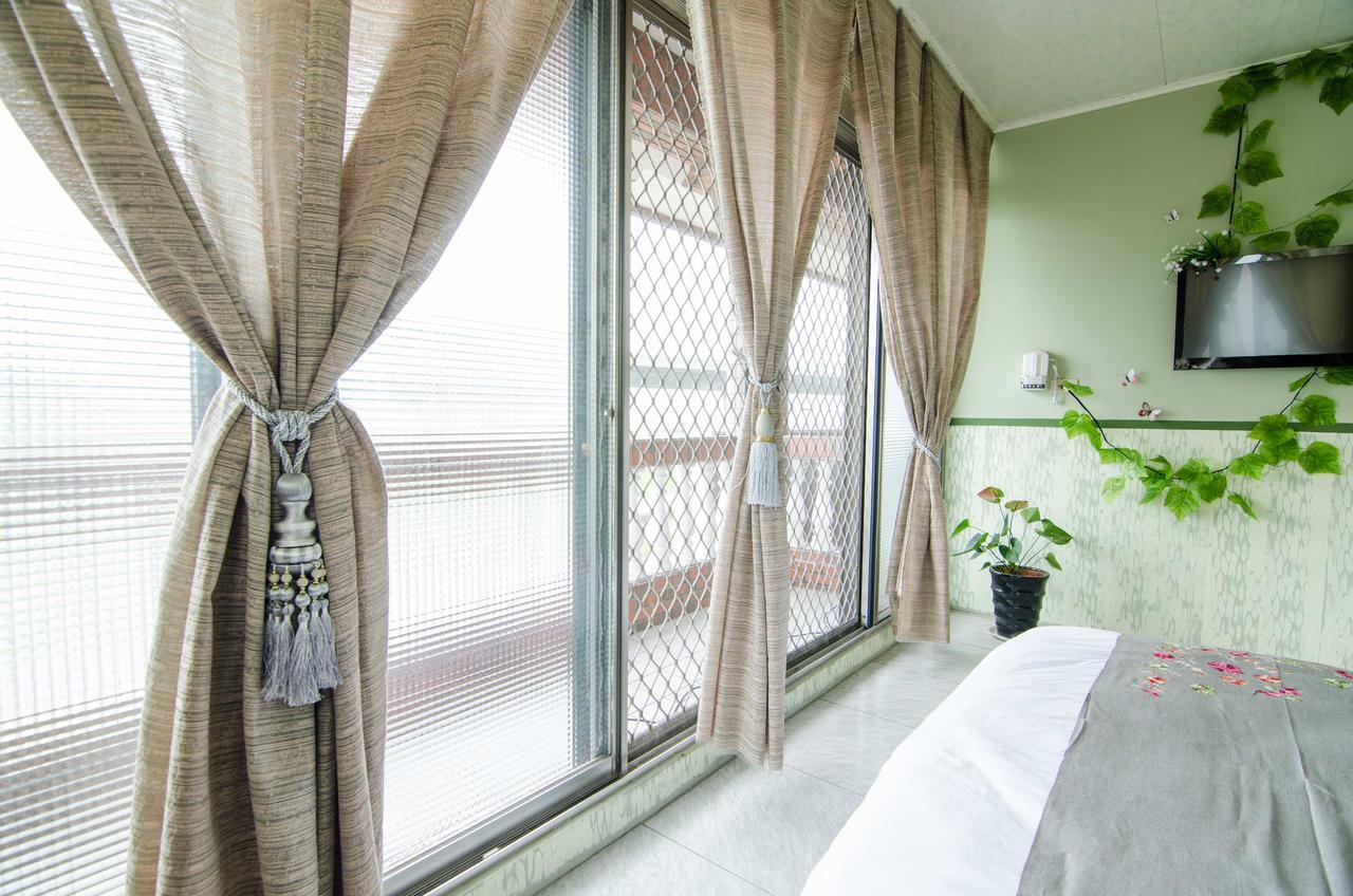 ทินโต เบดแอนด์เบรคฟาส Apartment Yilan ภายนอก รูปภาพ